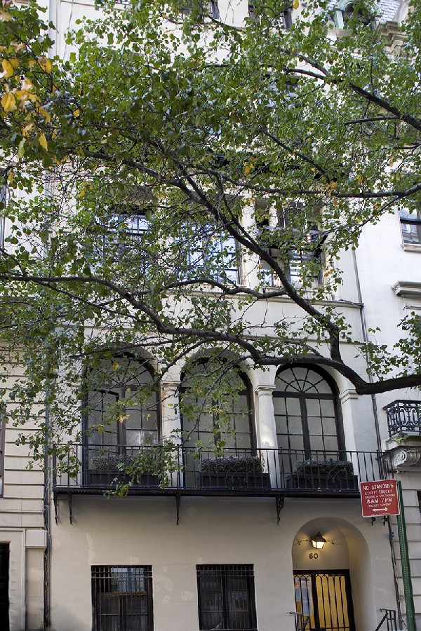 PROOF_60_E_66_Facade.jpg